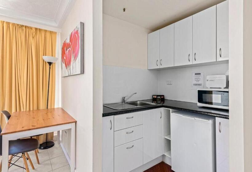 标准工作室, Beachcomber Resort   Official