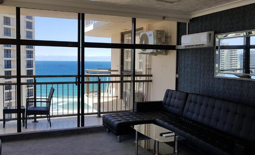 带1个卧室的带海景的公寓, Beachcomber Resort   Official