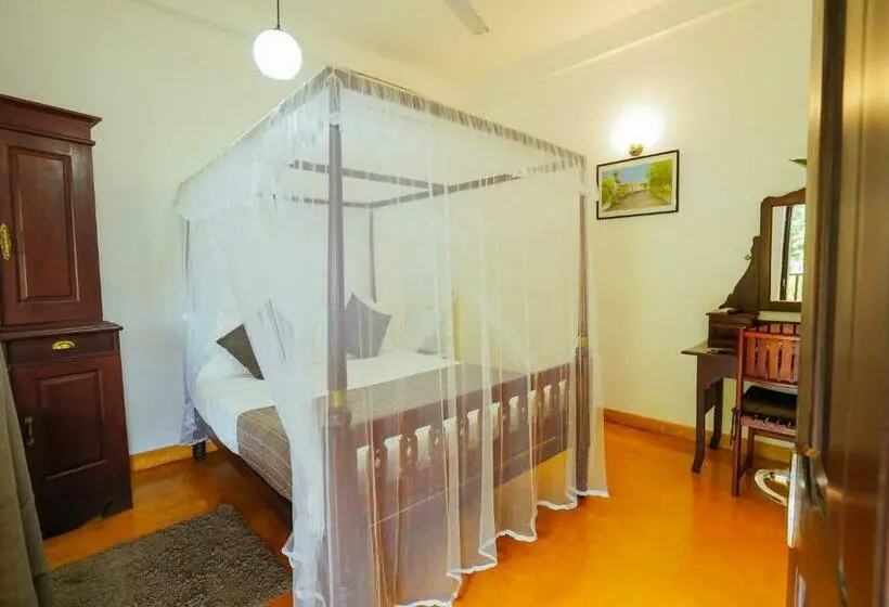 اتاق استاندارد با بالکن, Fort Dew Guest House