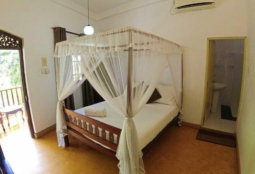 バルコニー付きスタンダードルーム, Fort Dew Guest House