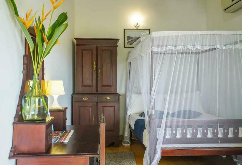 バルコニー付きスタンダードルーム, Fort Dew Guest House