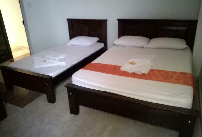 스탠다드 트리플 룸, Aparta Hotel El Cacique Upar