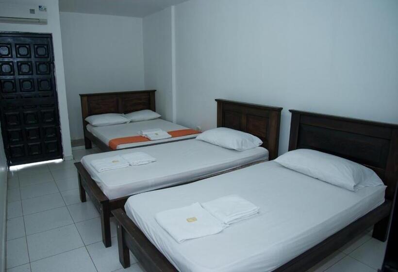 חדר סטנדרט לארבעה, Aparta Hotel El Cacique Upar