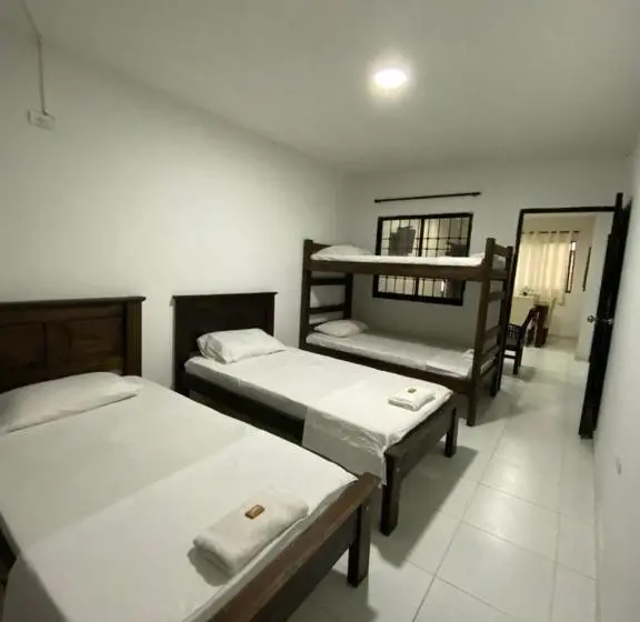 トリプルクラシックルーム, Aparta Hotel El Cacique Upar