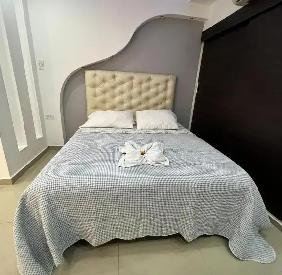 スイート, Aparta Hotel El Cacique Upar