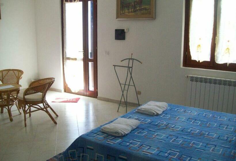 غرفة سوبيريور مزوَّدة بتراس, B&b La Posada Stintino