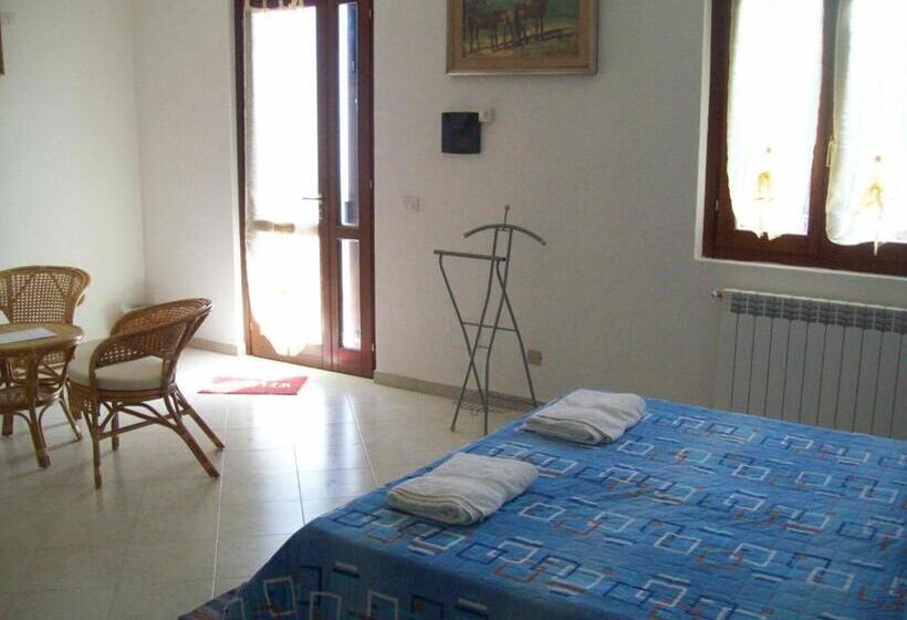 غرفة سوبيريور مزوَّدة بتراس, B&b La Posada Stintino