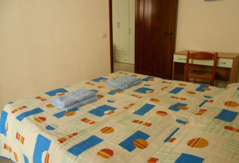 غرفة إقتصادية, B&b La Posada Stintino