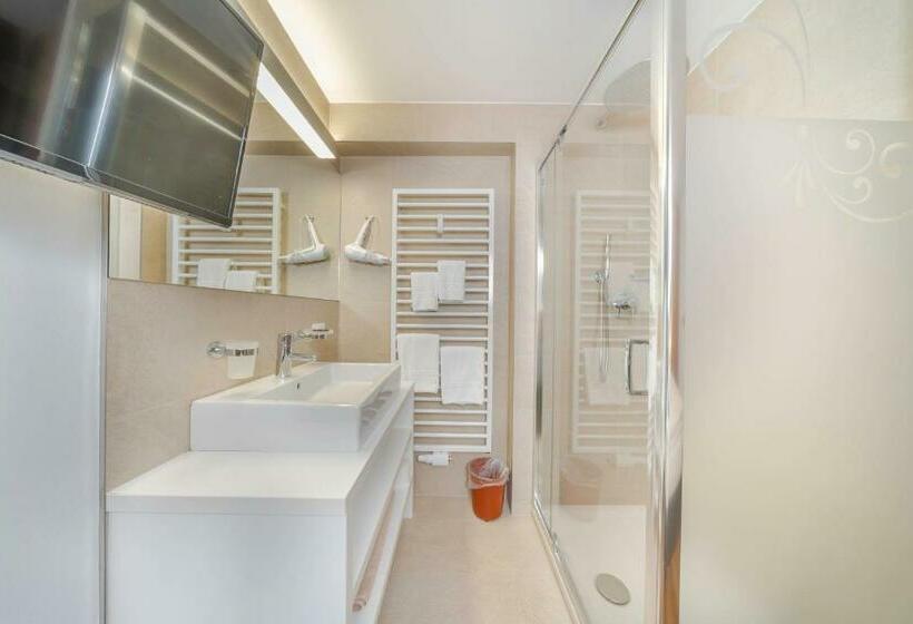 اتاق استاندارد, Garni Tramans