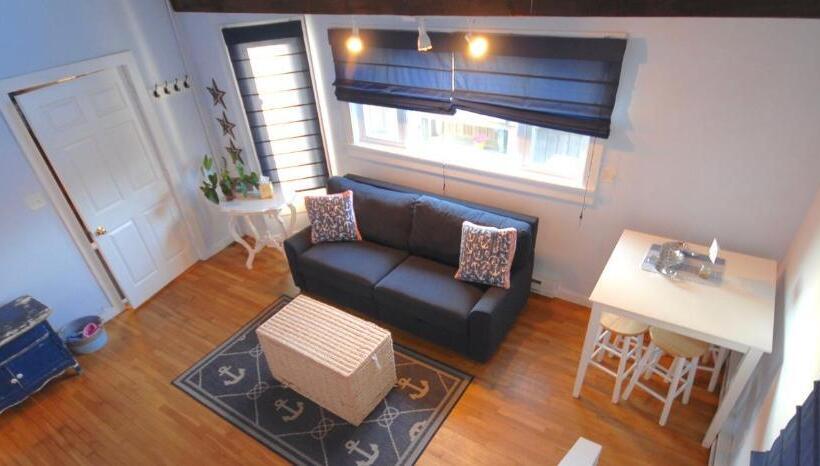 شقة غرفة واحدة, Inkwell Beach Cottage