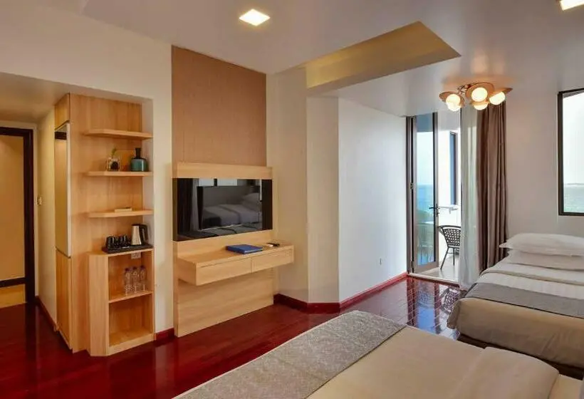 اتاق لوکس با چشم‌انداز, Arena Beach