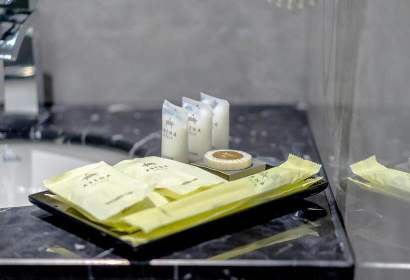 اتاق لوکس با بالکن و چشمانداز دریا, Arena Beach