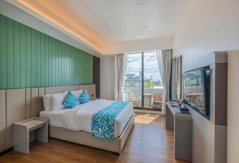 اتاق لوکس با بالکن, Arena Beach