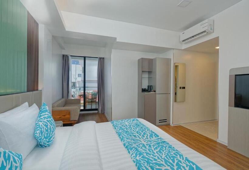 اتاق لوکس با بالکن, Arena Beach