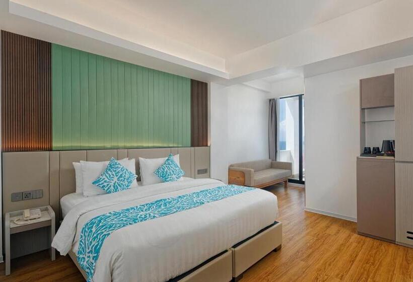 اتاق لوکس با بالکن, Arena Beach