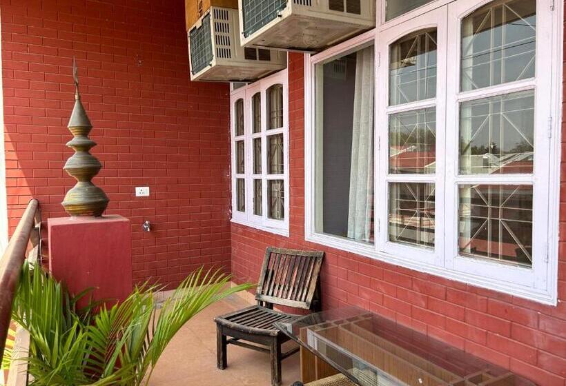 Apartament 3 Dormitoare, Ganga Vatika Boutique Hotel, Rishikesh