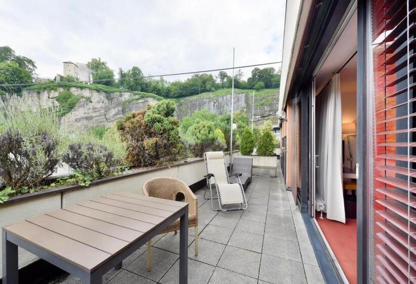 Comfort room with balcony, Neutor Express