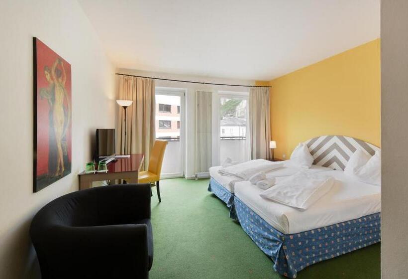 اتاق استاندارد, Neutor Express