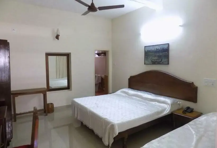 Standard Kolmen Hengen Huone, Safire Residency