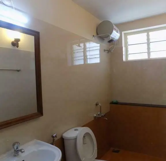 Standard Kolmen Hengen Huone, Safire Residency