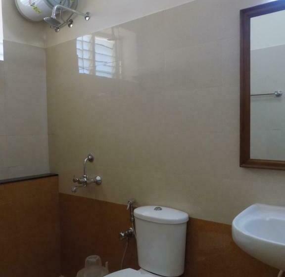 高级大房间, Safire Residency