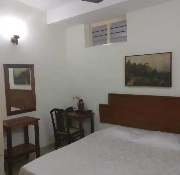 Basic-huone, Safire Residency