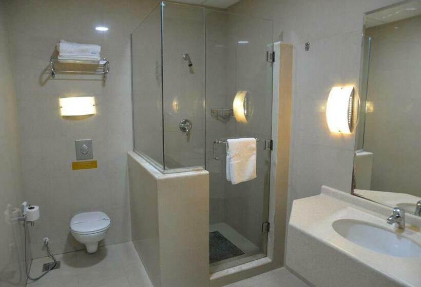 سوئیت 2 خوابه, The Palace Suites