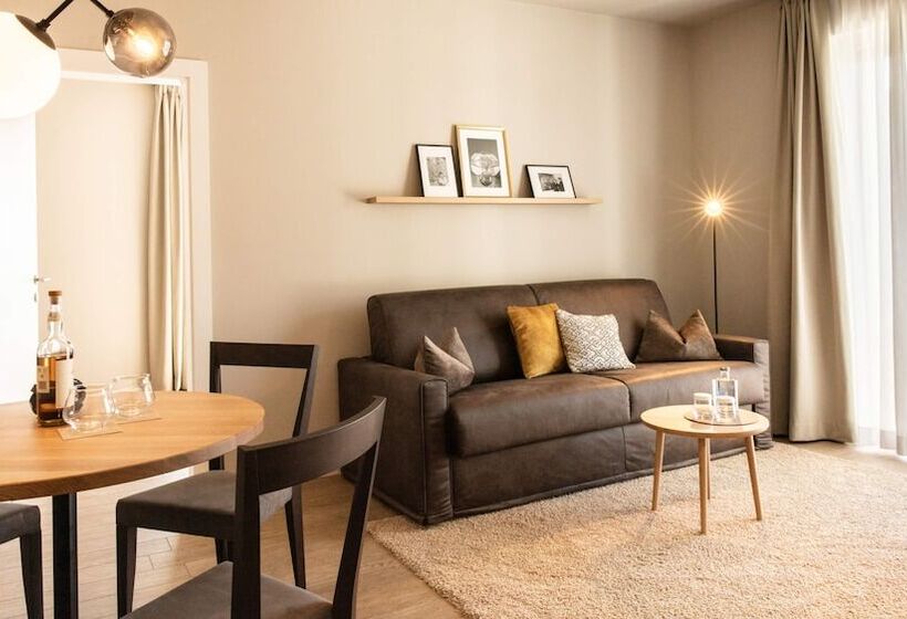 Люкс Престиж, City Hotel Merano