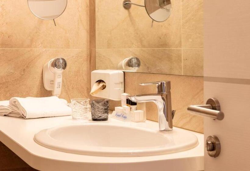 Люкс с Балконом, City Hotel Merano