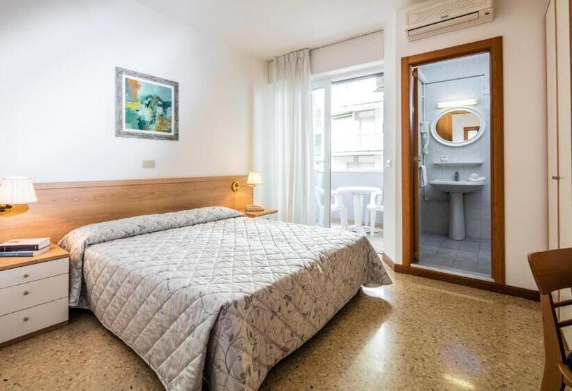 スタンダードルーム, Meublè Zenith