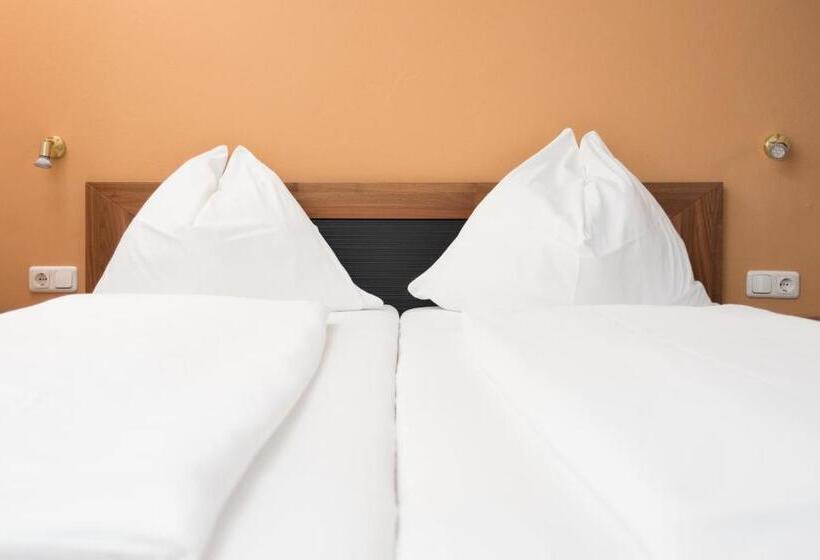 Номер Стандарт, Pension Irlingerhof