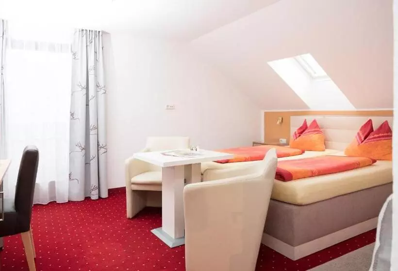Standard-huone Puutarhanäkymä, Pension Irlingerhof