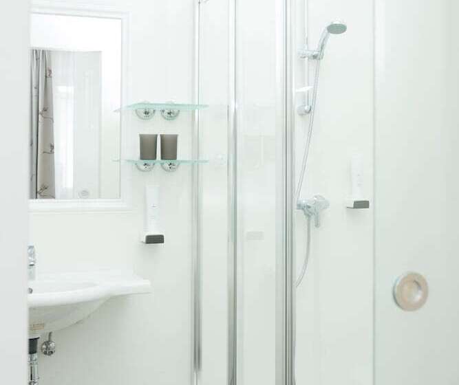 Номер Стандарт, Pension Irlingerhof