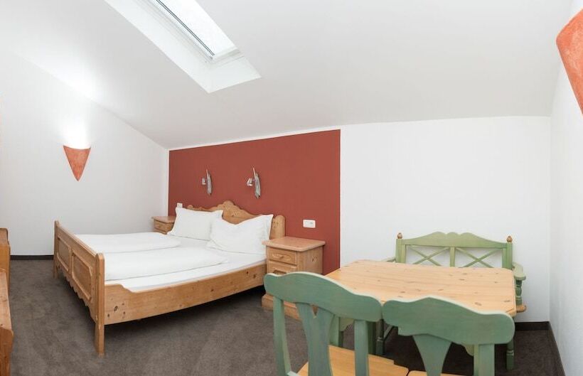 Полулюкс, Pension Irlingerhof