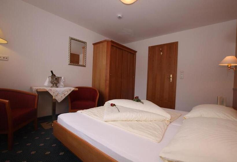 Номер Стандарт, Waldhof