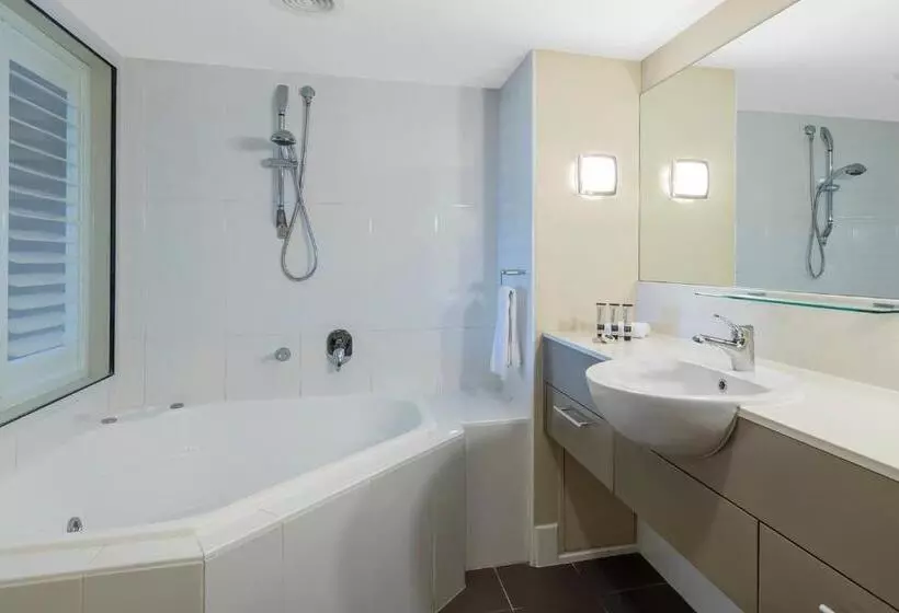 プールビューの３ベッドルームアパート, Oaks Hervey Bay Resort And Spa