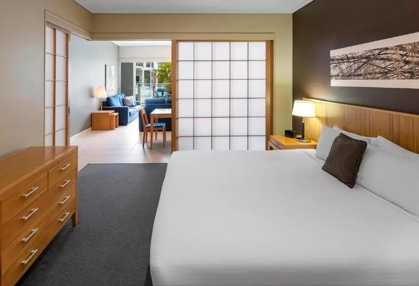 プールビューの３ベッドルームアパート, Oaks Hervey Bay Resort And Spa