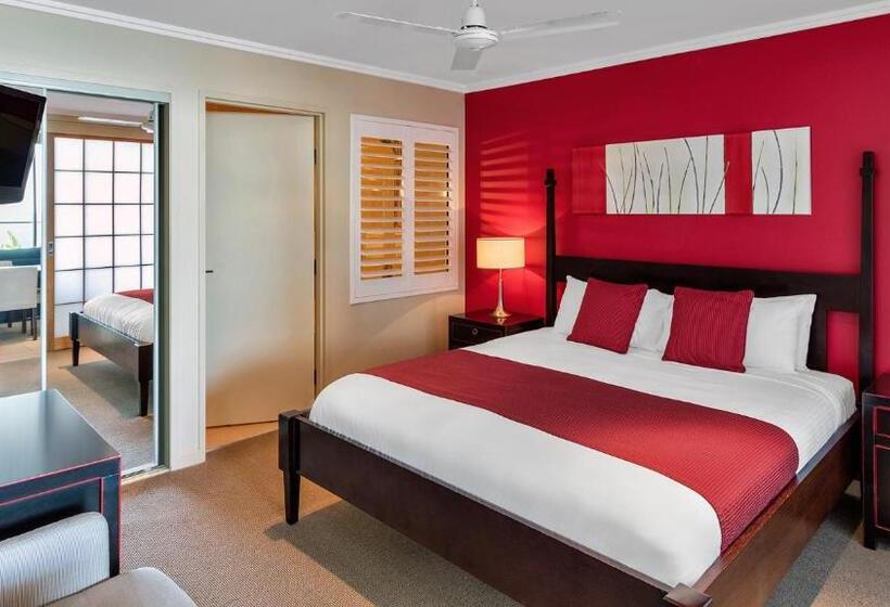 شقة غرفتين نوم مطلة على حمام السباحة, Oaks Hervey Bay Resort And Spa