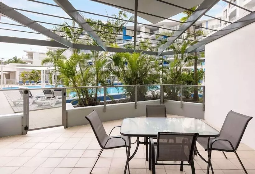 プールの見える１ベッドルームアパートメント, Oaks Hervey Bay Resort And Spa