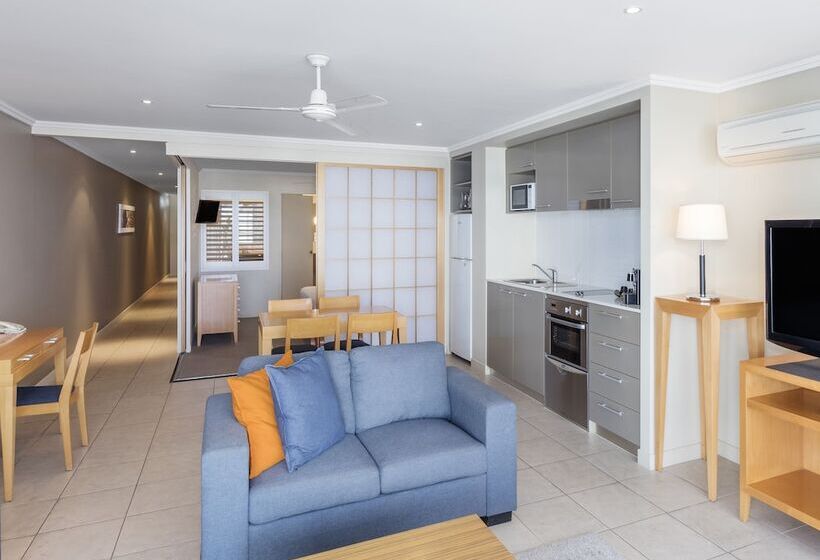 شقة غرفتين نوم مطلة على حمام السباحة, Oaks Hervey Bay Resort And Spa