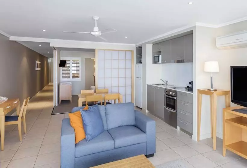 プールビューの２ベッドルームアパート, Oaks Hervey Bay Resort And Spa
