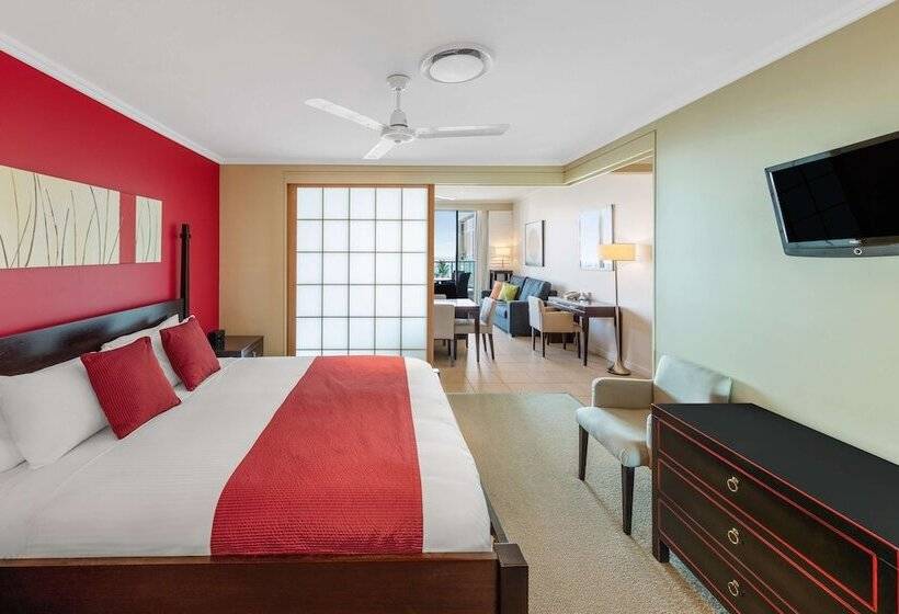 شقة غرفتين نوم مطلة على حمام السباحة, Oaks Hervey Bay Resort And Spa