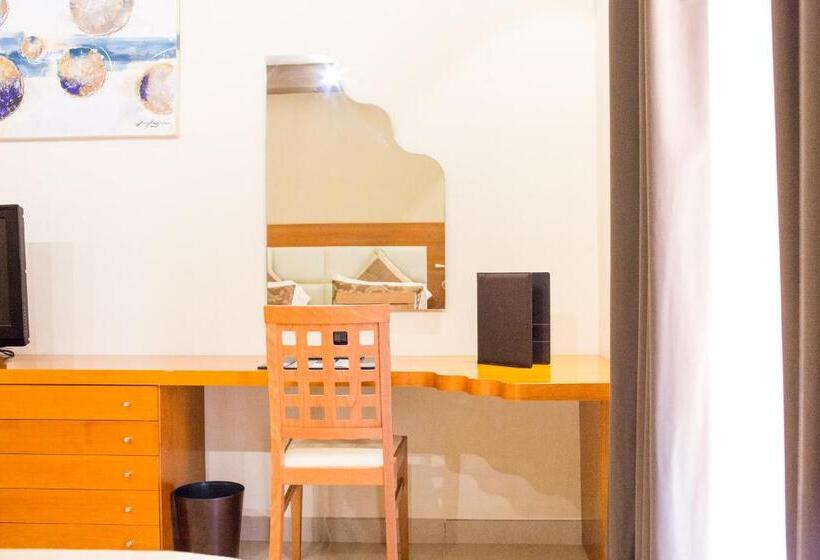 コンフォートルーム, Agora Sure Hotel Collection By Best Western