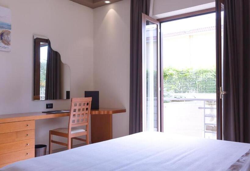 Номер Комфорт, Agora Sure Hotel Collection By Best Western