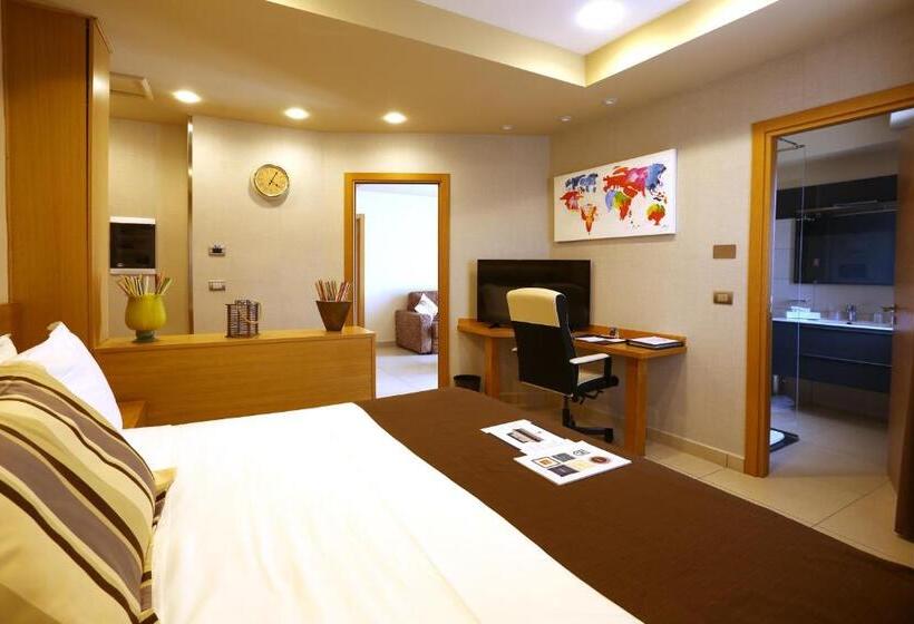 スイート, Agora Sure Hotel Collection By Best Western