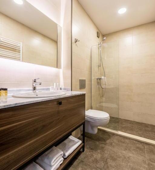 اتاق استاندارد, Komorebi Bakuriani Resort