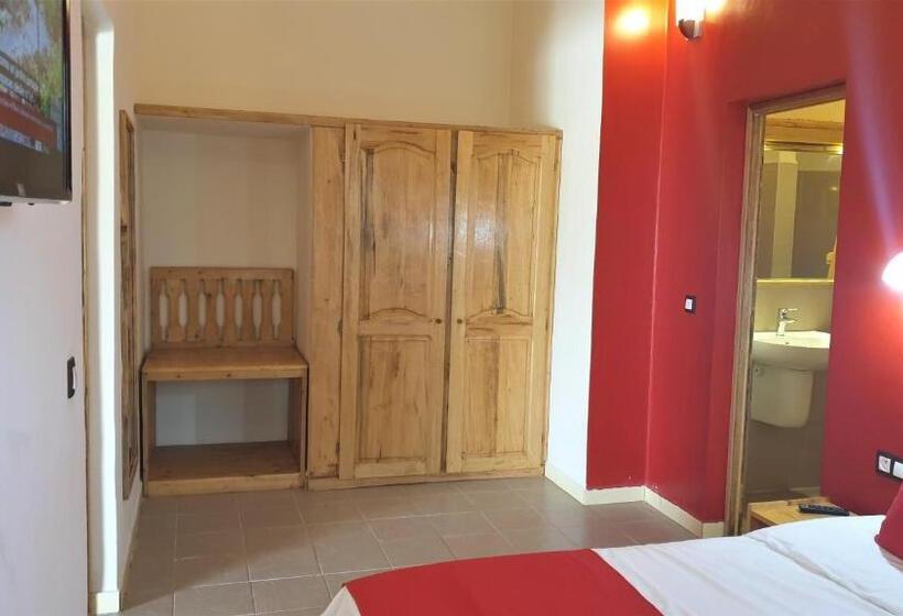 בקתה סופריור, Diamarek Hotel Sur La Plage