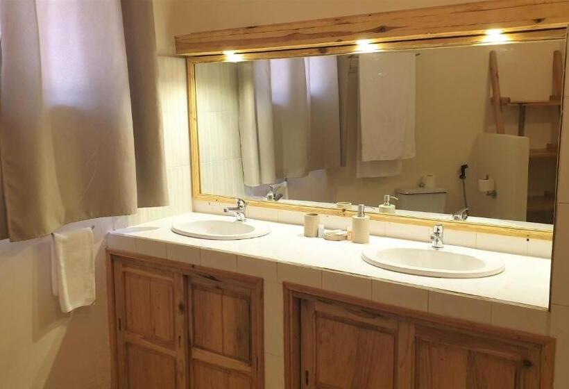 בקתה סופריור, Diamarek Hotel Sur La Plage