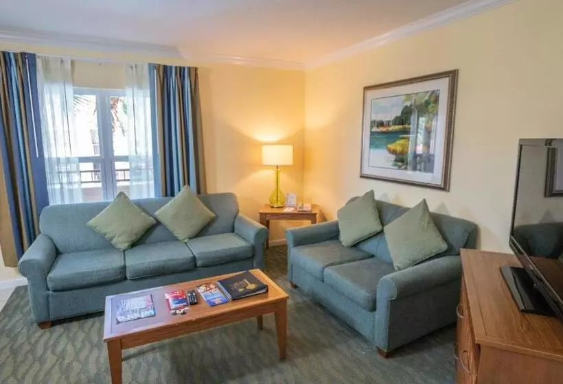 سوییت اجرایی, Blue Tree Resort At Lake Buena Vista