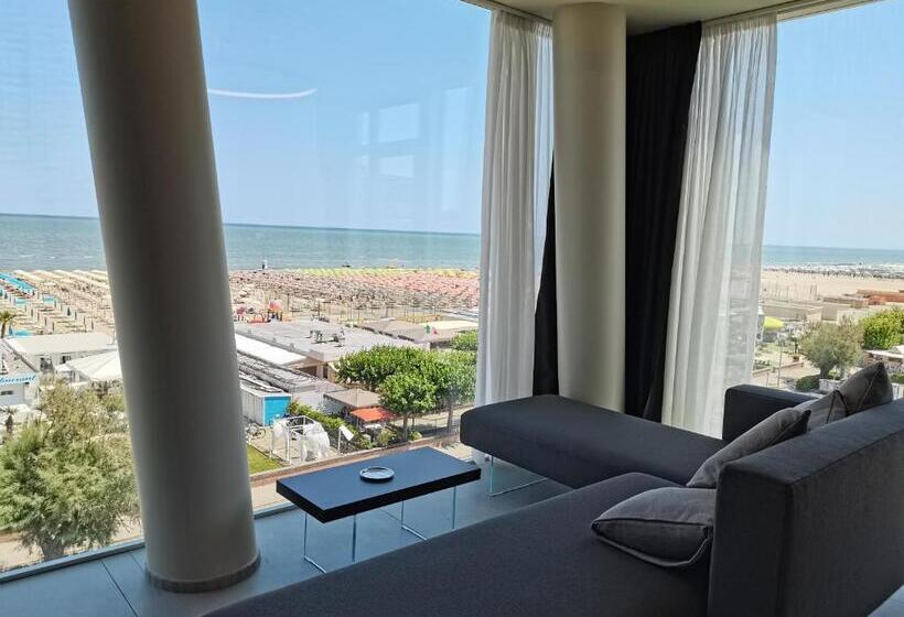 スイート, Commodore